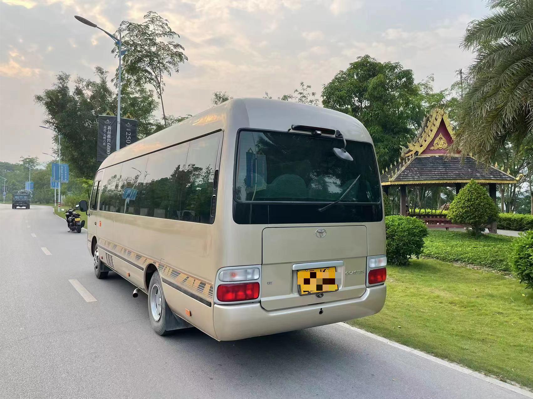 西双版纳旅游包车