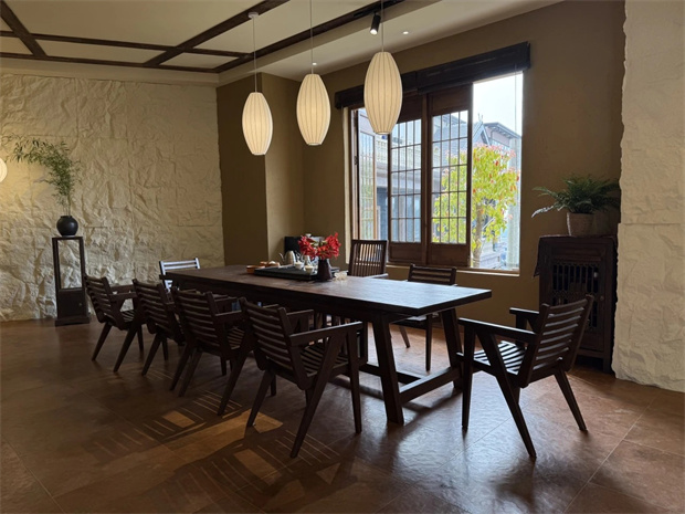 西双版纳旅游：老班章开出新“花样” 茶咖手工艺体验店迎客来